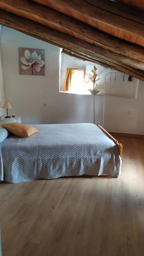Villa Monteperdido à Linares de la Sierra Extérieur photo